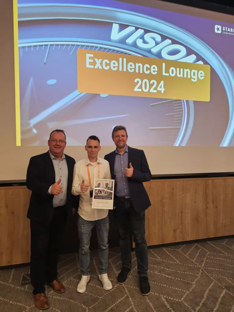 STARFACE Excellence Lounge 2024 - Urkundenüberreichung
